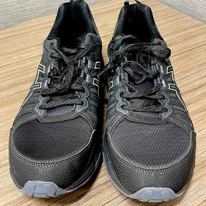 Like new ASICS running shoes